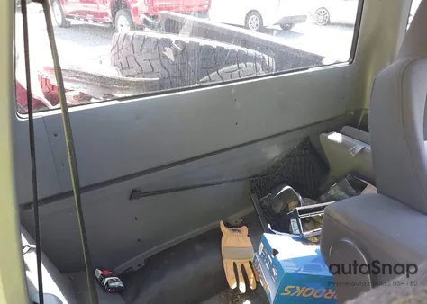 2004 Ford Ranger Xlt z USA, uszkodzony, nr VIN 1FTZR15EX4PA61036